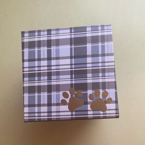 NIB stemless wine glass “IT’S not drinking alone if your dog is home” - Picture 7 of 8